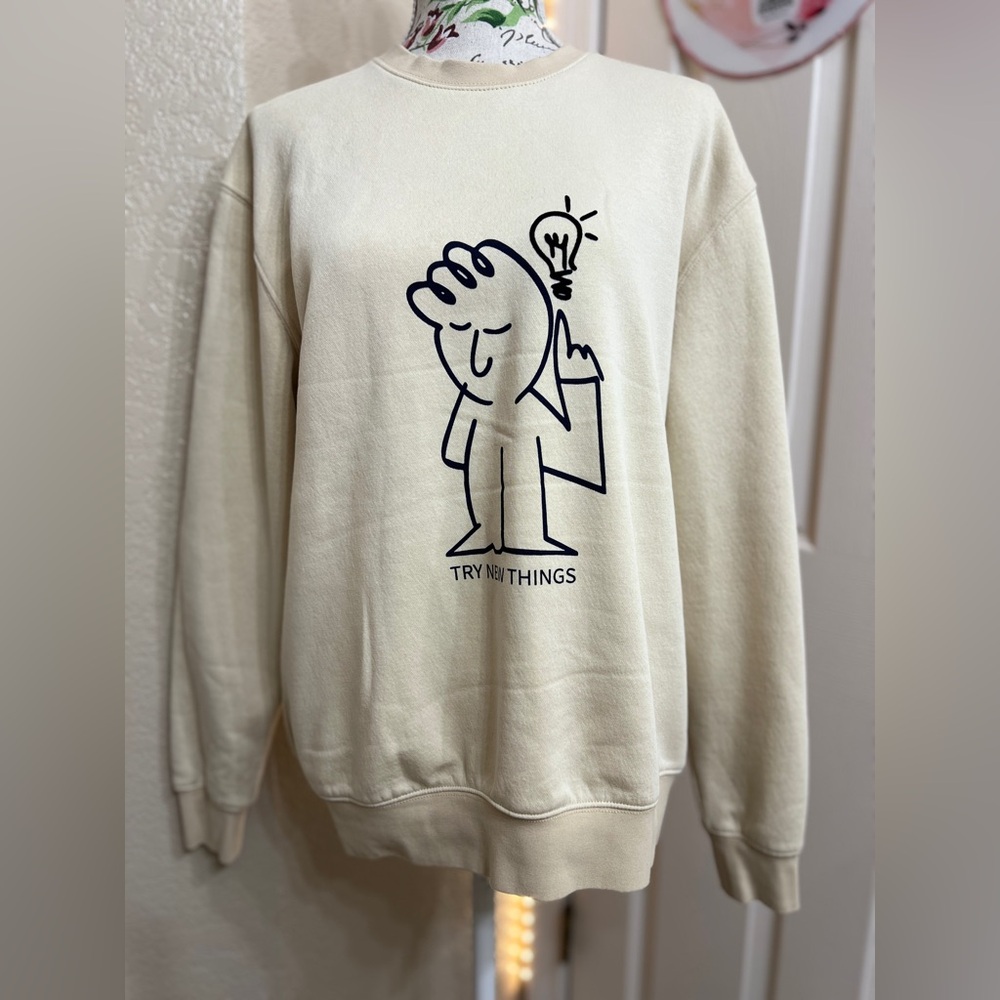 NWOT Denim & Flower Cream Graphic Crewneck Sweater